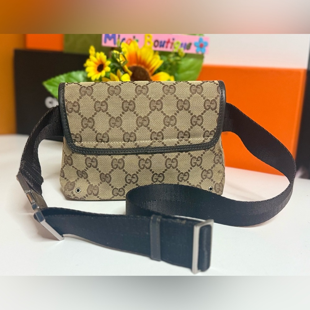 Auth GUCCI GG Logo Canvas Body Bag/Waist Bag - Picture 8 of 17